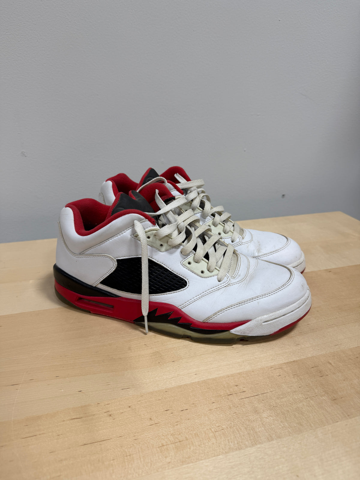 Air Jordan 5 Retro Low 'Fire Red' Sz 12