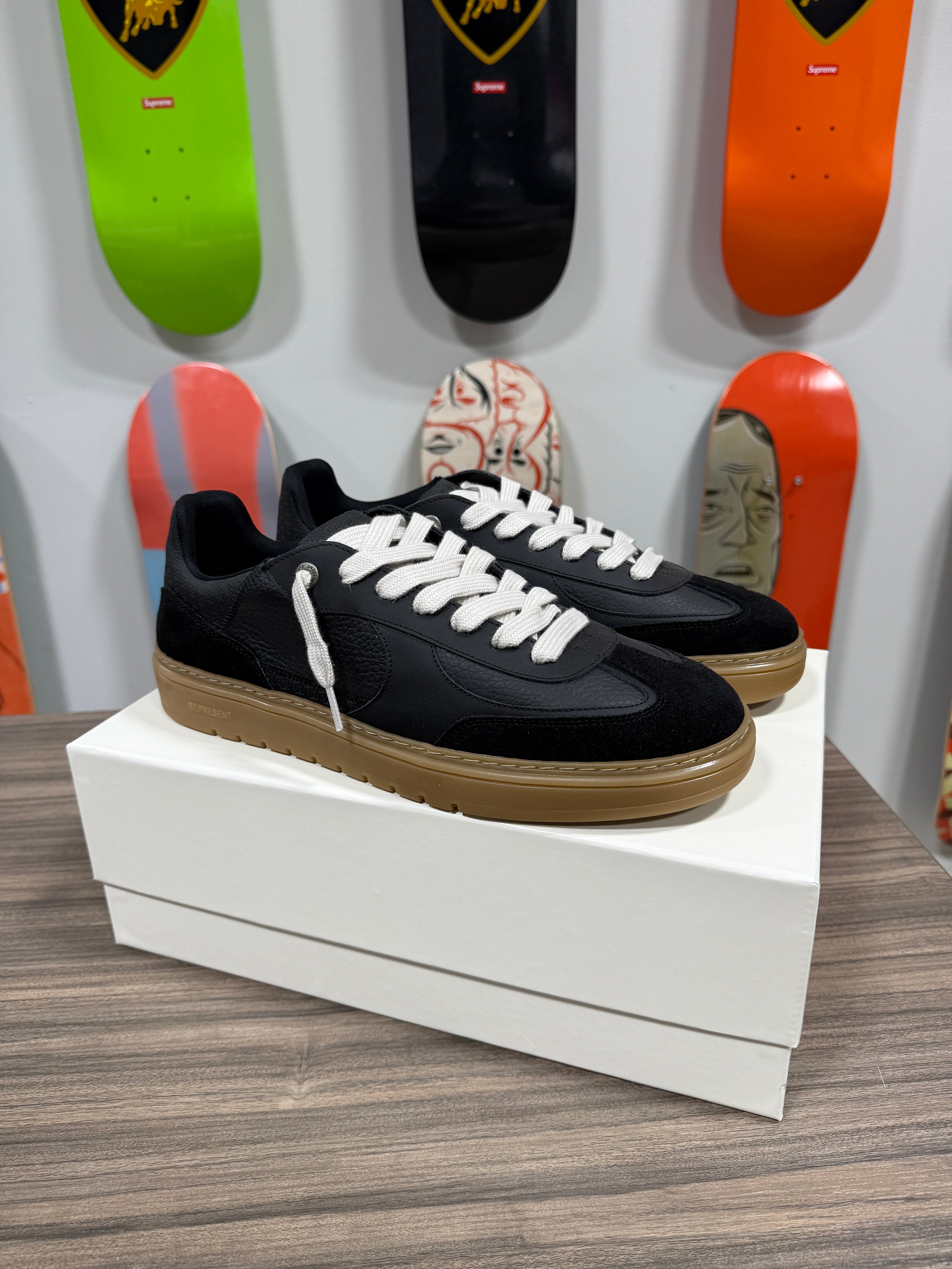 Represent Virtus Sneaker Sz 11 (44)