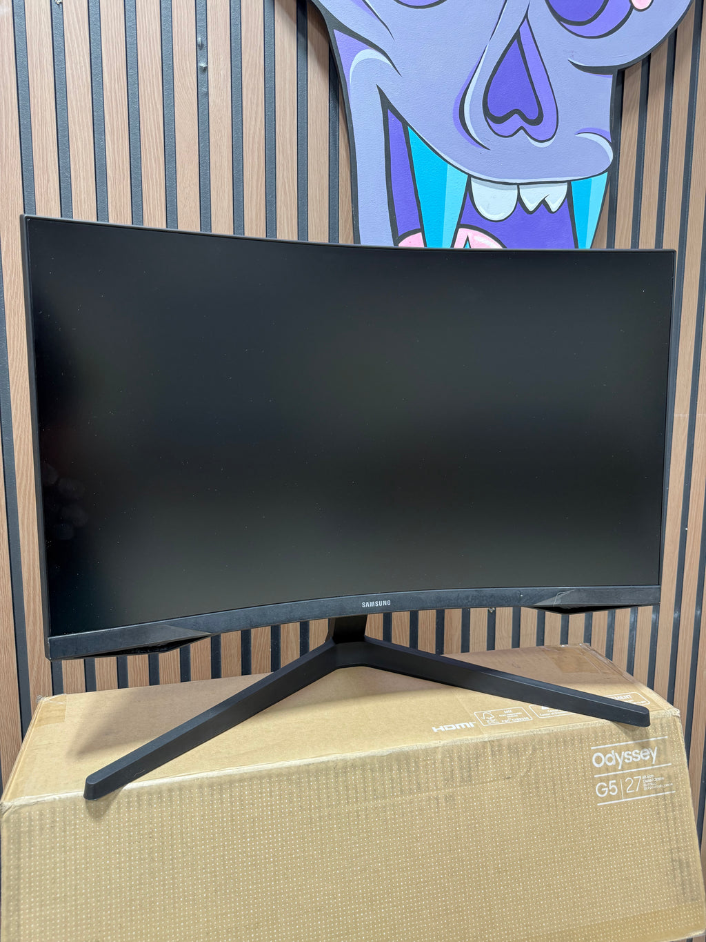 Samsung Odyssey 27in Curved Monitor NO CABLES