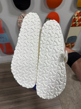 Load image into Gallery viewer, BIRKENSTOCK Madrid sandals Sz 41
