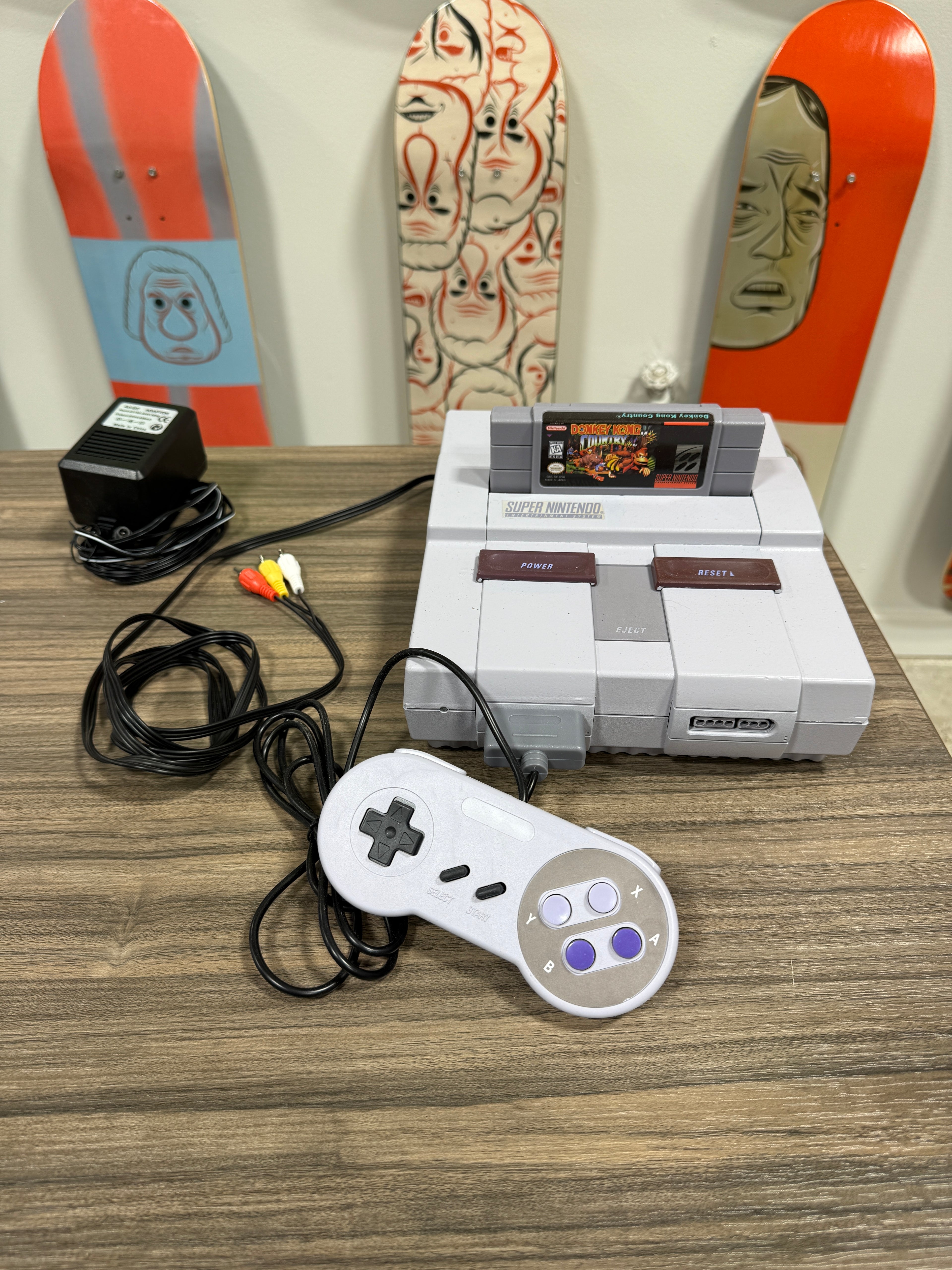 Super Nintendo Entertainment System OG SNES Console SNS-001 Video Game Bundle