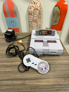 Super Nintendo Entertainment System OG SNES Console SNS-001 Video Game Bundle
