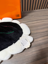 Load image into Gallery viewer, Takashi Murakami Kaikaikiki Flower Cushion Fuwanppana Downy-Flower white black
