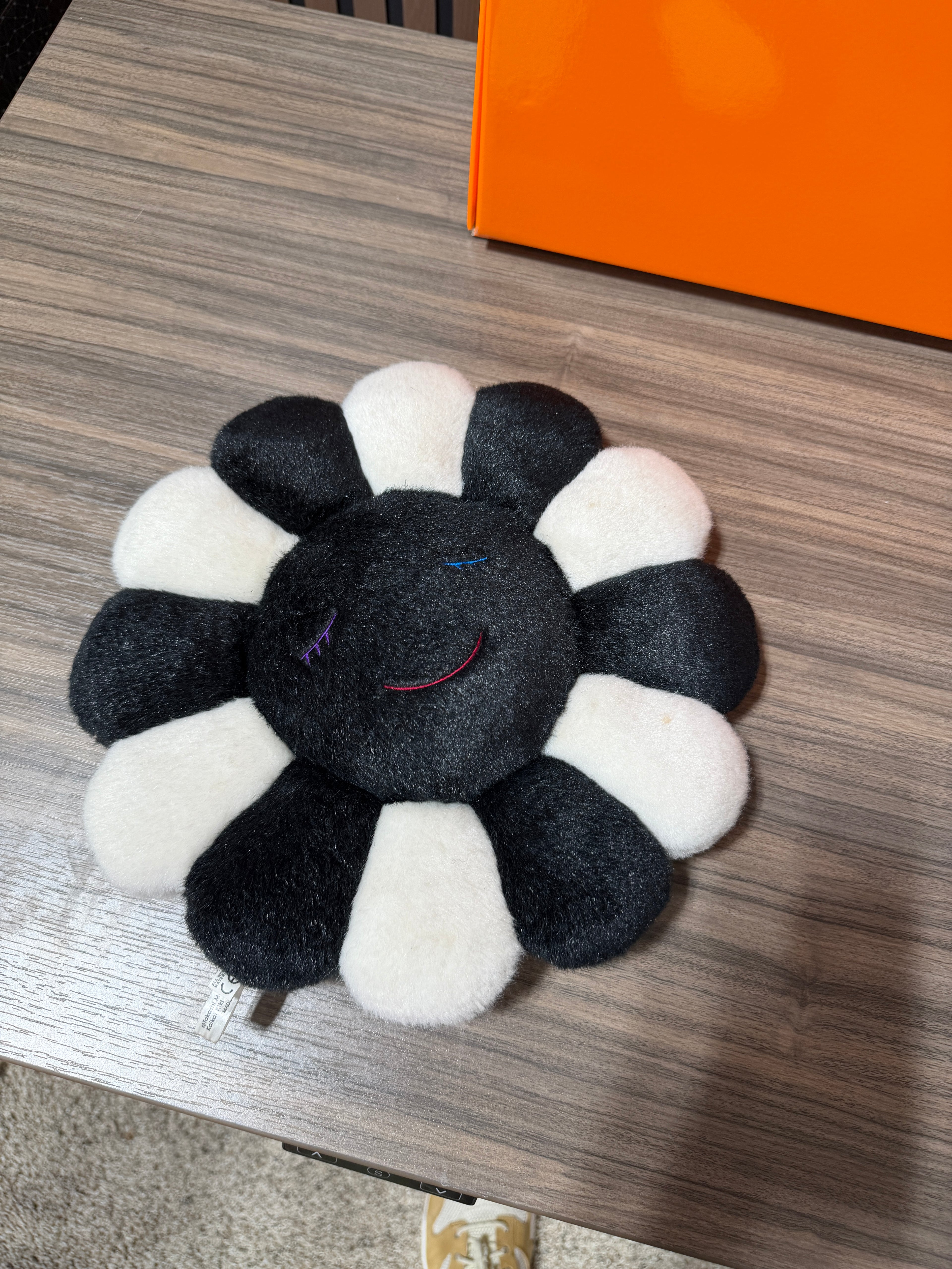 Takashi Murakami Flower Plush 60CM Black/White