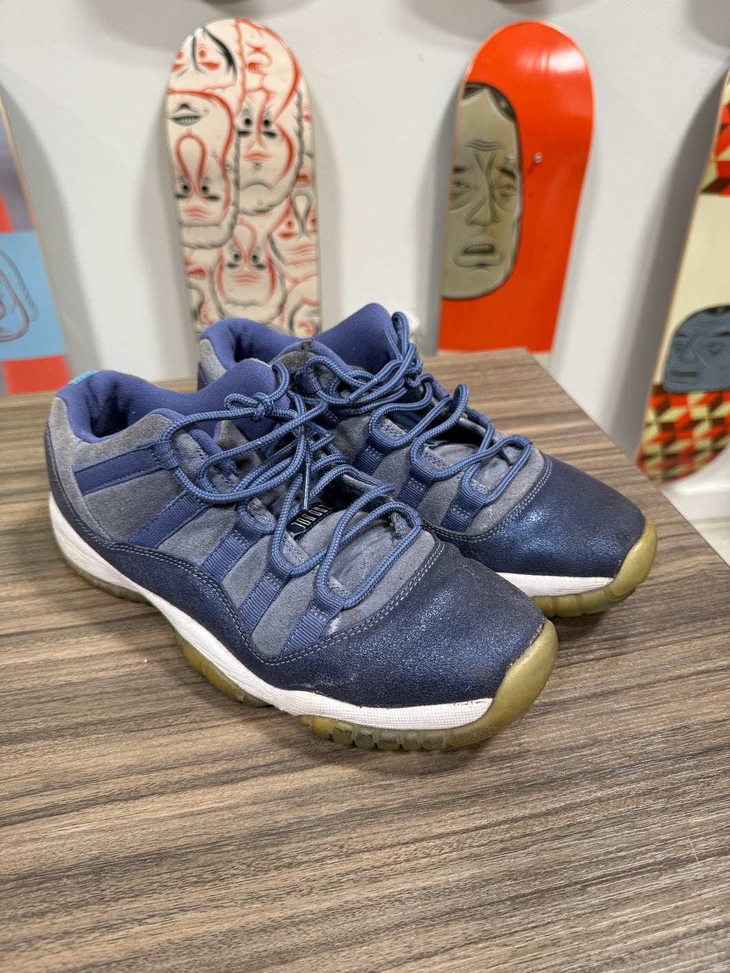 Jordan 11 Low blue moon size GS 7y
