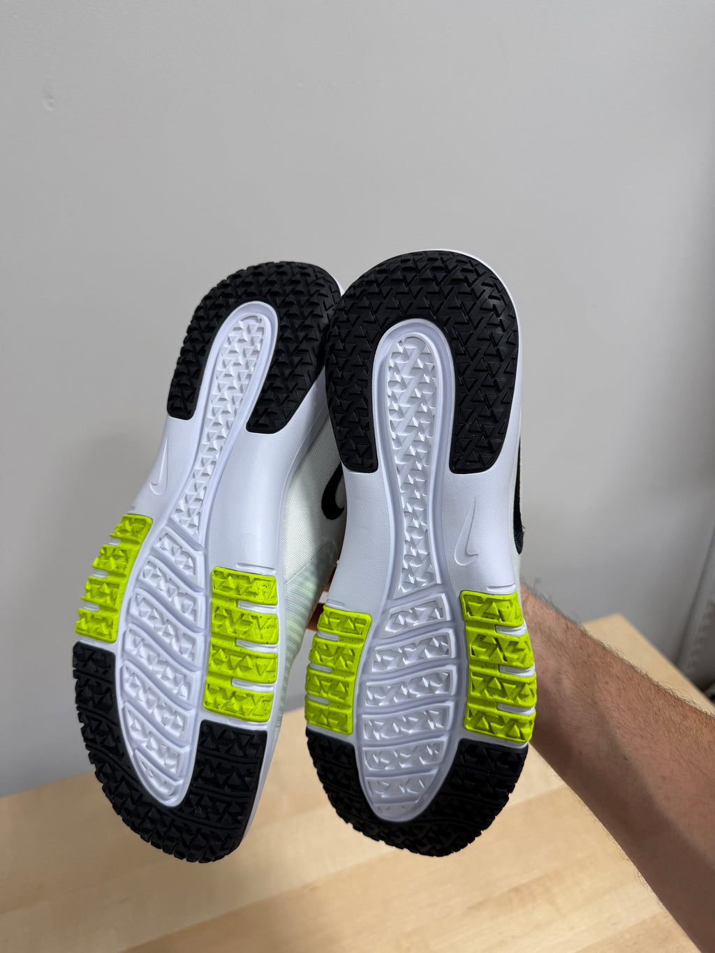 NEW Nike Flex Control 4 Sz 12