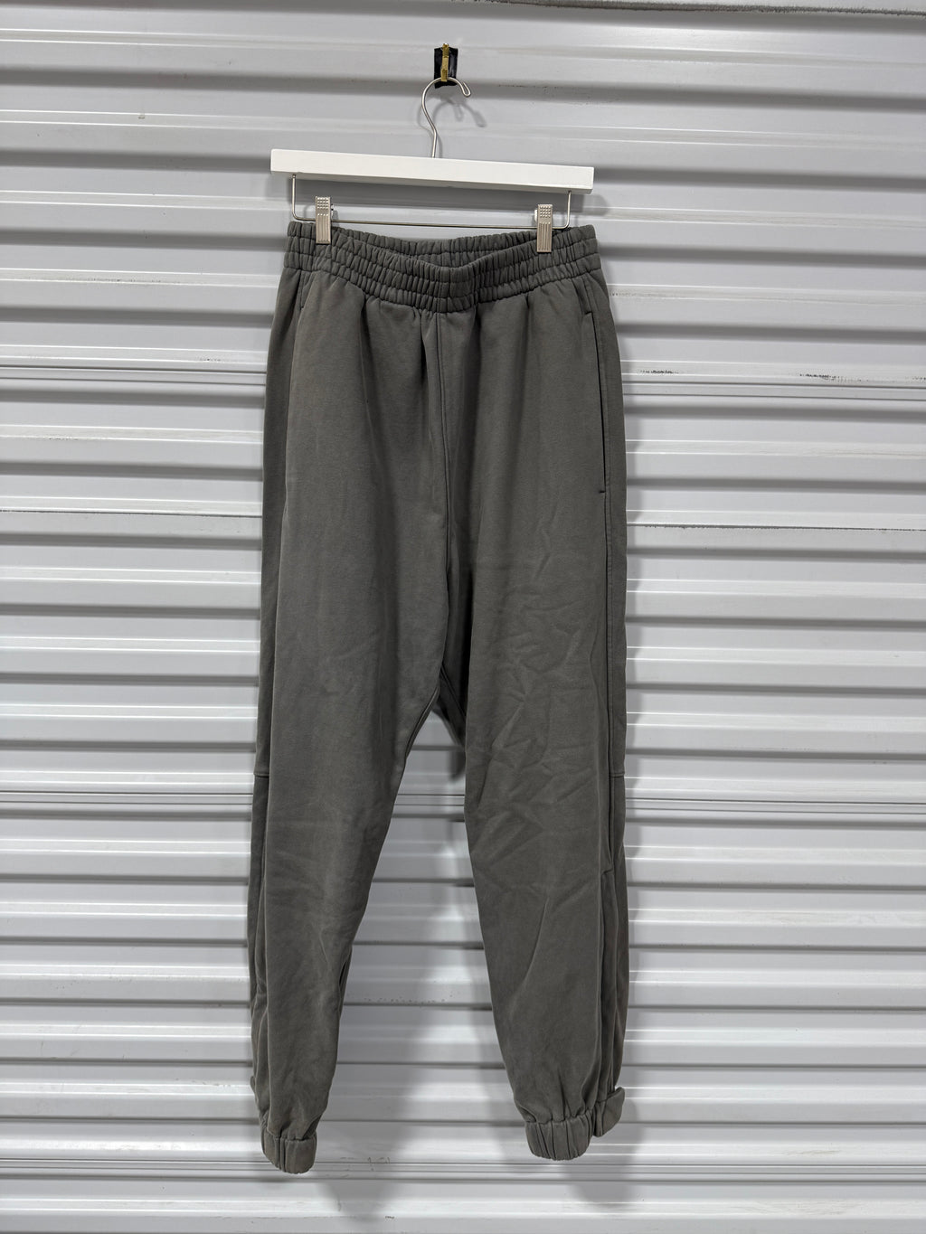 Richie Le UTILITY SWEATPANT - GREY Sz M