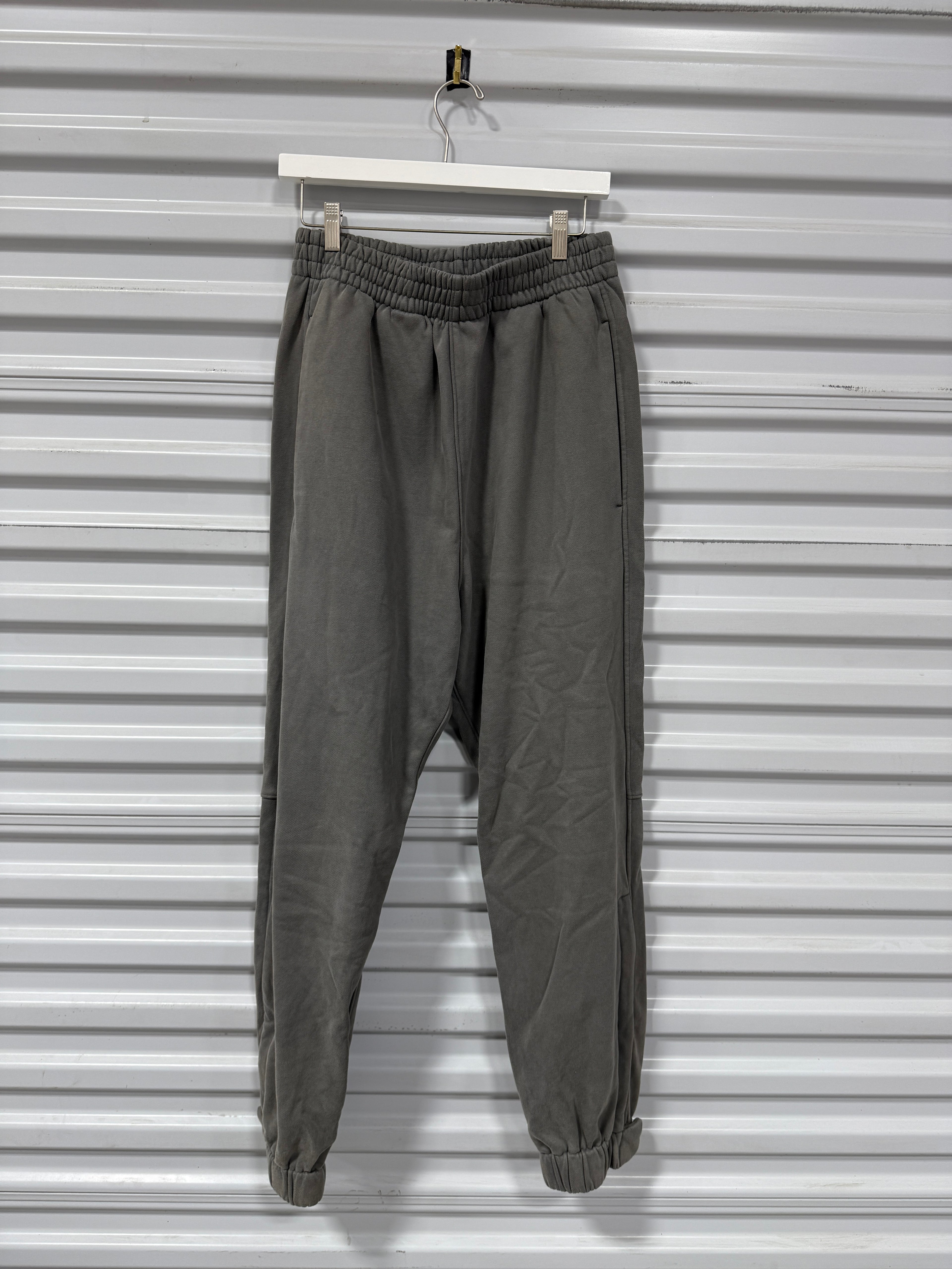Richie Le UTILITY SWEATPANT - GREY Sz M