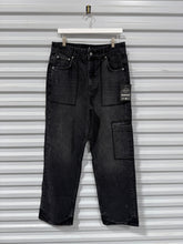 Load image into Gallery viewer, Represent Cargo Denim Sz 32
