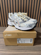 Load image into Gallery viewer, Asics Gel 1130 'Cream White' sz 9
