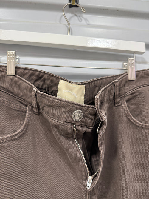 525 Brown Denim Distressed Sz 32