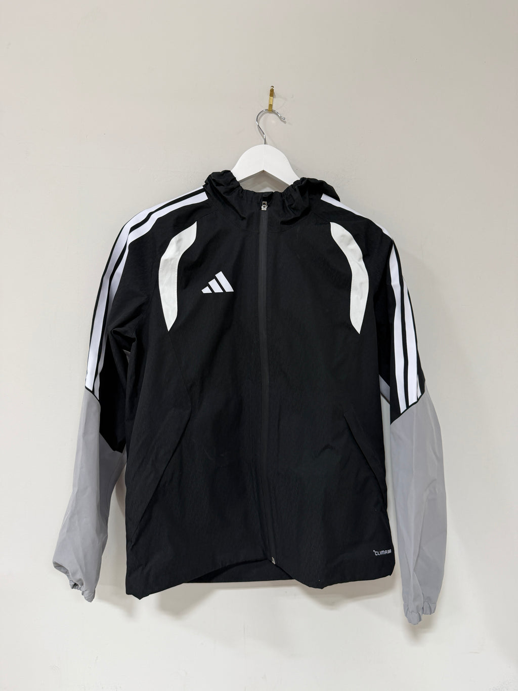 adidas Womens Tiro 26 Rain Jacket Size Small