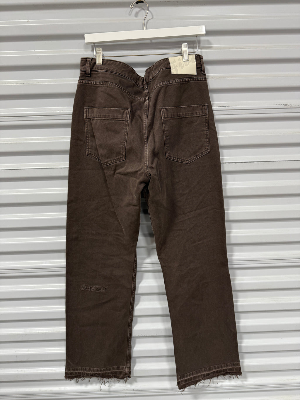 525 Brown Denim Distressed Sz 32