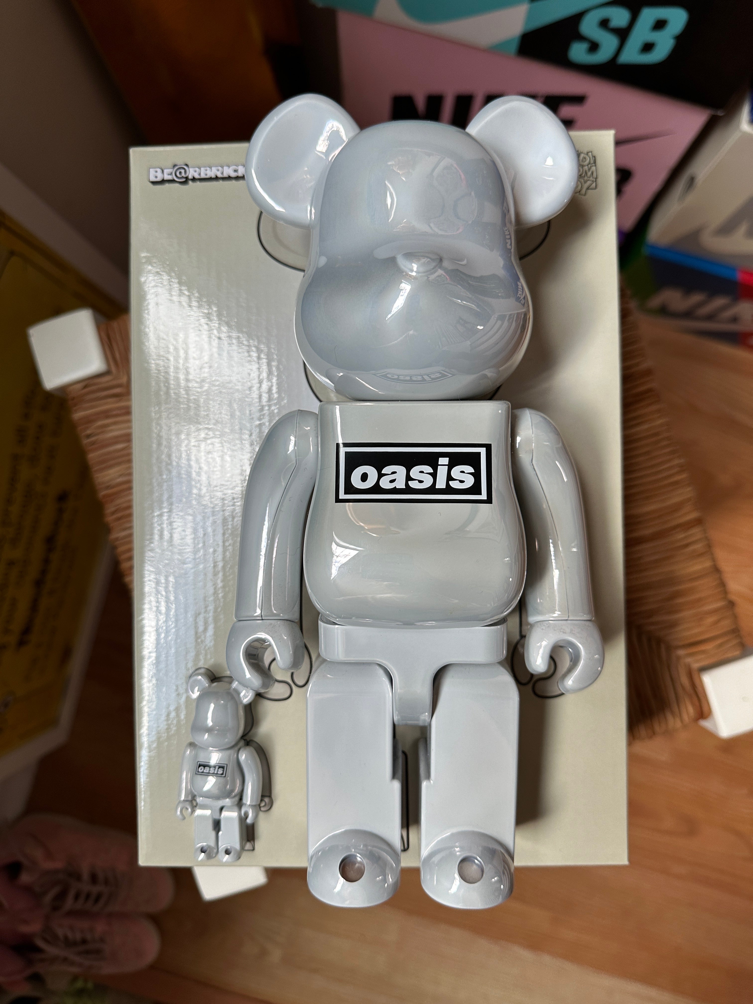 Bearbrick x Oasis 100% & 400% Set