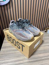 Load image into Gallery viewer, Adidas Yeezy Boost 700 Mauve  Sz 12
