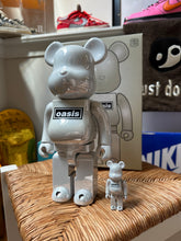 Load image into Gallery viewer, Bearbrick x Oasis 100% &amp; 400% Set
