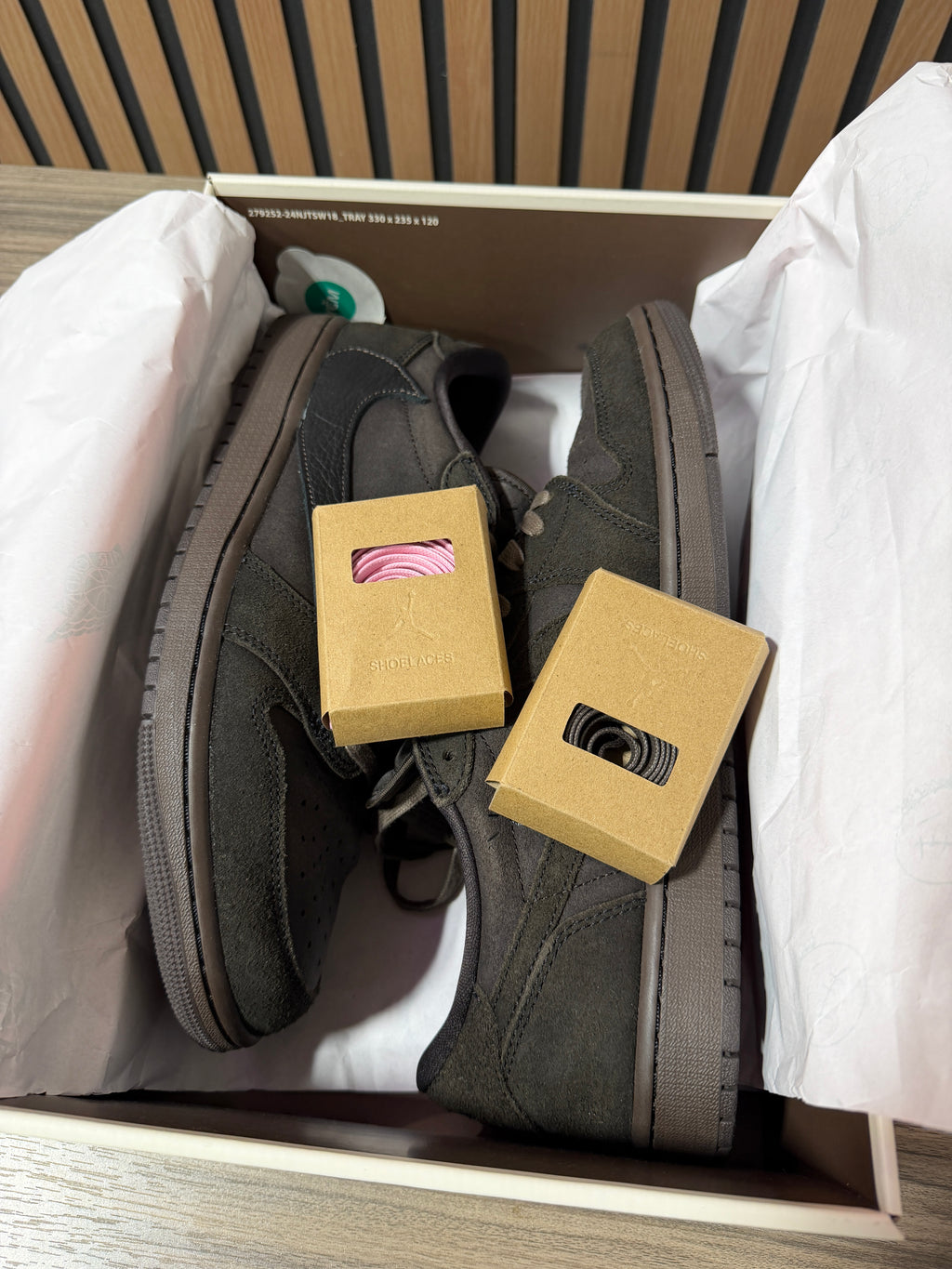 Travis Scott x Air Jordan 1 Retro Low OG SP 'Velvet Brown' Sz 11