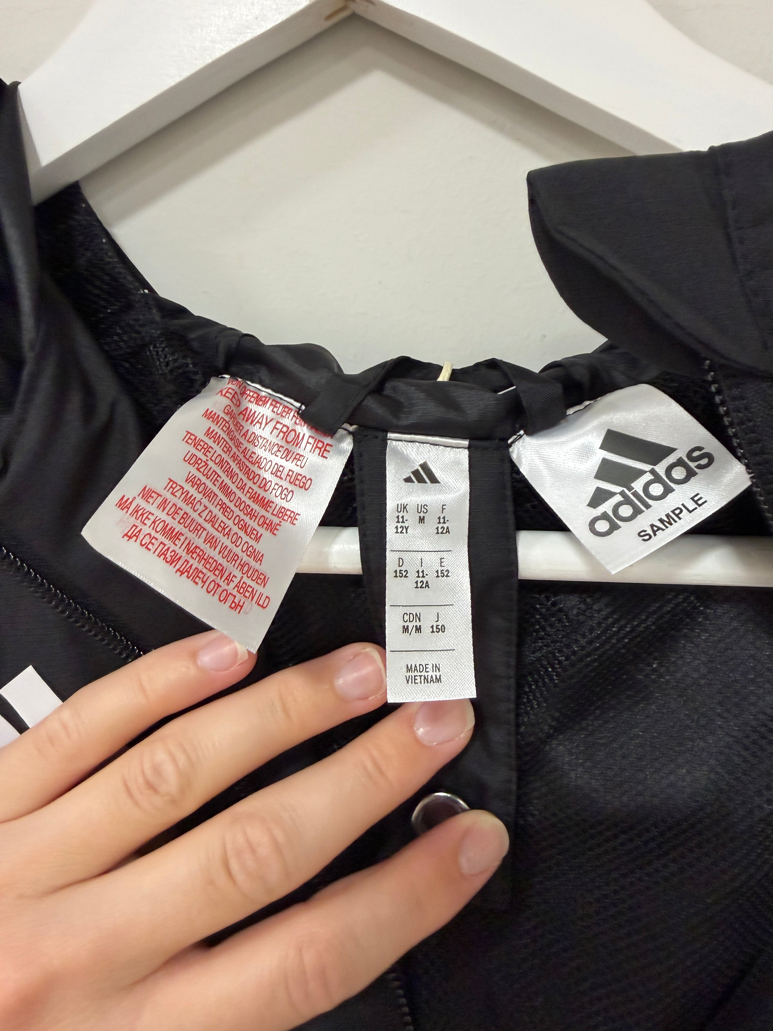 Adidas Tiro 26 Club All-Weather Jacket Youth Sz Medium