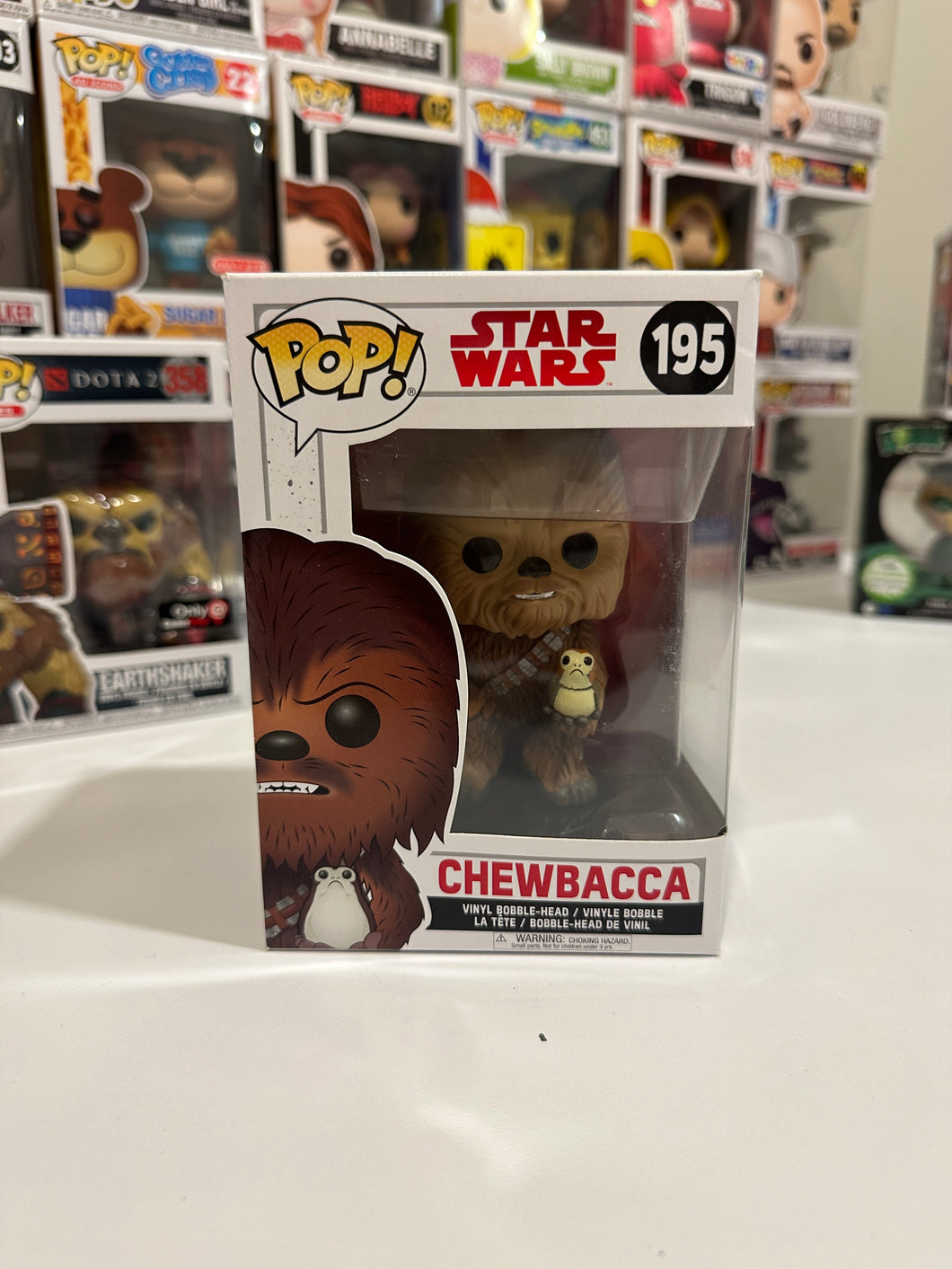 Funko Pop! Vinyl: Star Wars - Chewbacca (w/ Porgs) #195