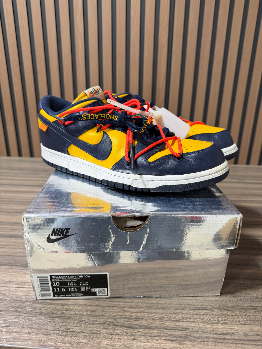 Off-White x Nike Dunk Low 'University Gold' Sz 10