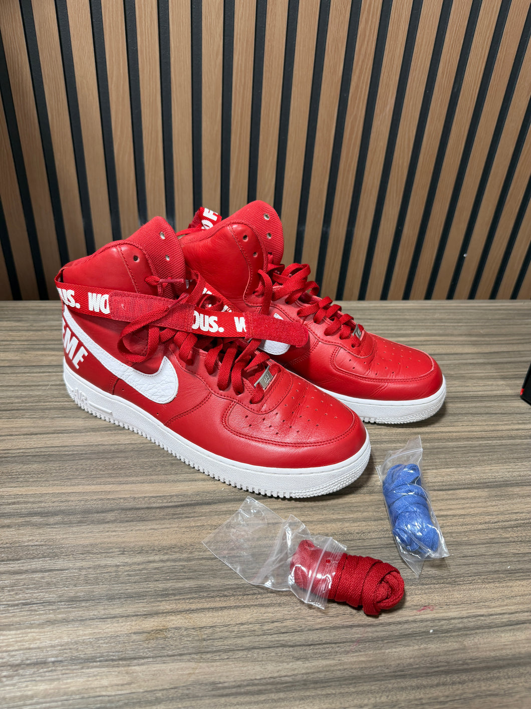 nike air force supreme world famous