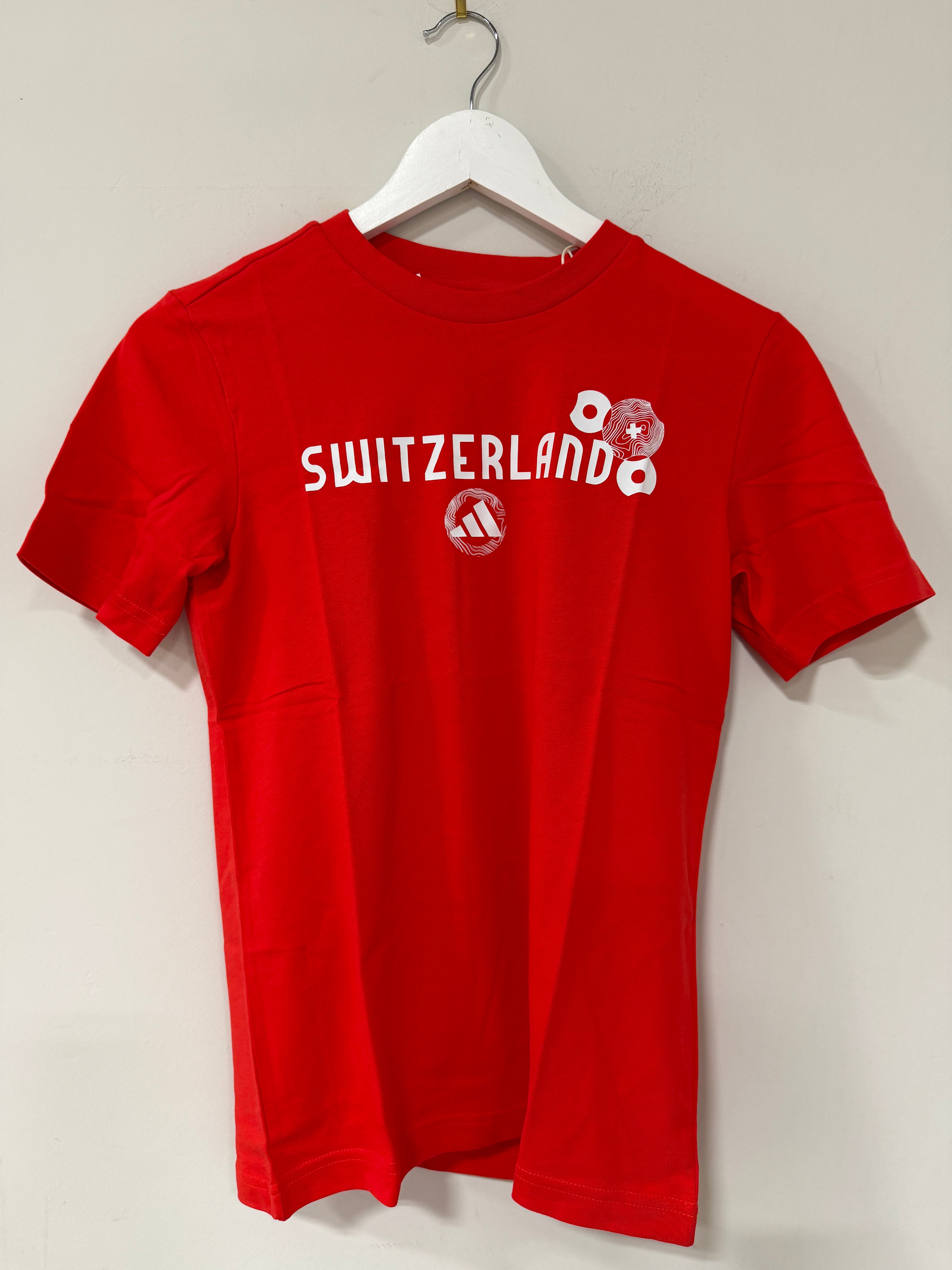 Adidas Switzerland T-Shirt Youth Size Medium Red