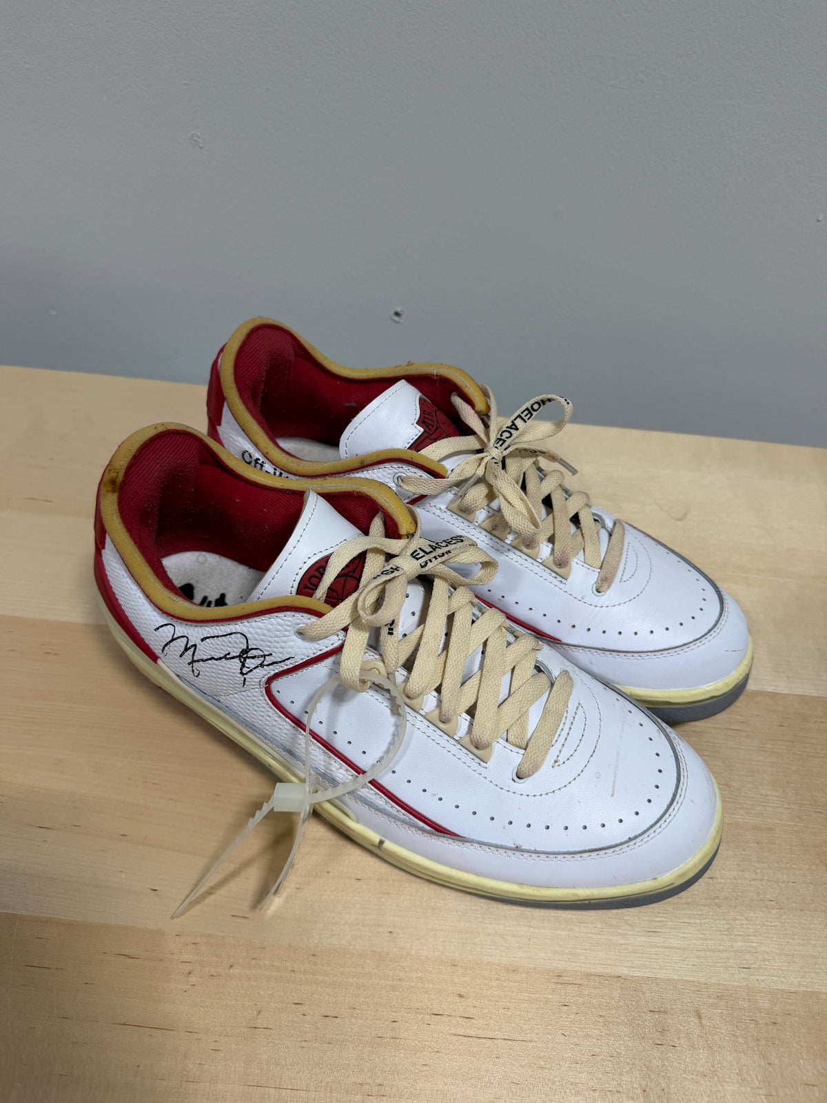 Off-White x Air Jordan 2 Retro Low SP 'White Varsity Red' Sz 13