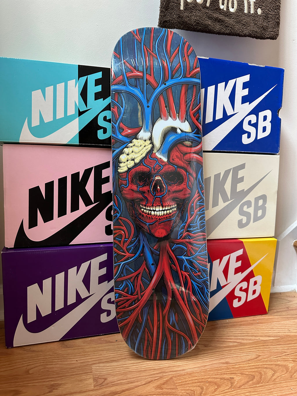 StrangeLove Heart Skull Deck 8.25