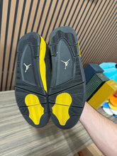 Load image into Gallery viewer, Jordan 4 Thunder Size 12
