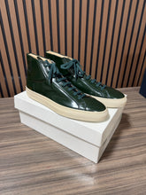 Load image into Gallery viewer, Common Projects 1757 Green/White Sz 12/45
