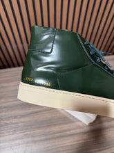 Load image into Gallery viewer, Common Projects 1757 Green/White Sz 12/45
