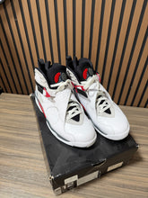 Load image into Gallery viewer, Jordan 8 Retro Bugs Bunny (2013) Sz 12
