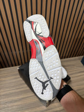 Load image into Gallery viewer, Jordan 8 Retro Bugs Bunny (2013) Sz 12
