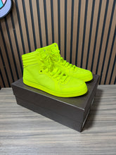 Load image into Gallery viewer, Gucci(323812) Neon Green Perforated Leather High Top Sz 12/45
