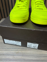 Load image into Gallery viewer, Gucci(323812) Neon Green Perforated Leather High Top Sz 12/45
