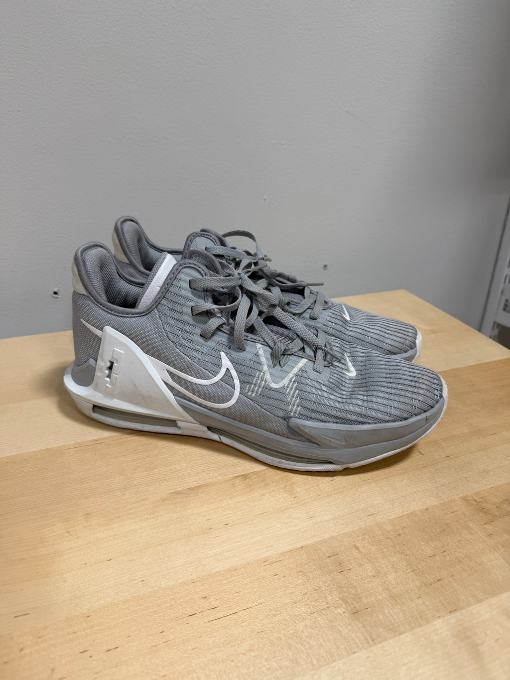 Nike LeBron Witness 6 TB 'Wolf Grey' Sz 13