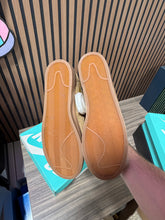 Load image into Gallery viewer, Nike Supreme x SB Blazer Low GT 'Golden Beige' Sz 12
