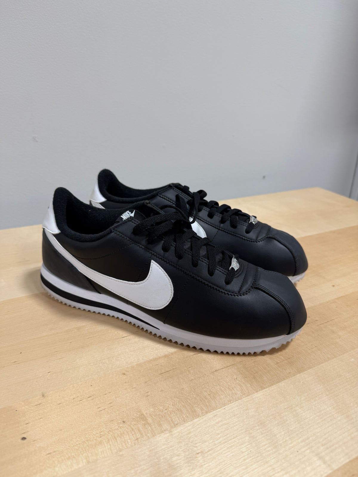 Nike Cortez Black Leather Sz 12