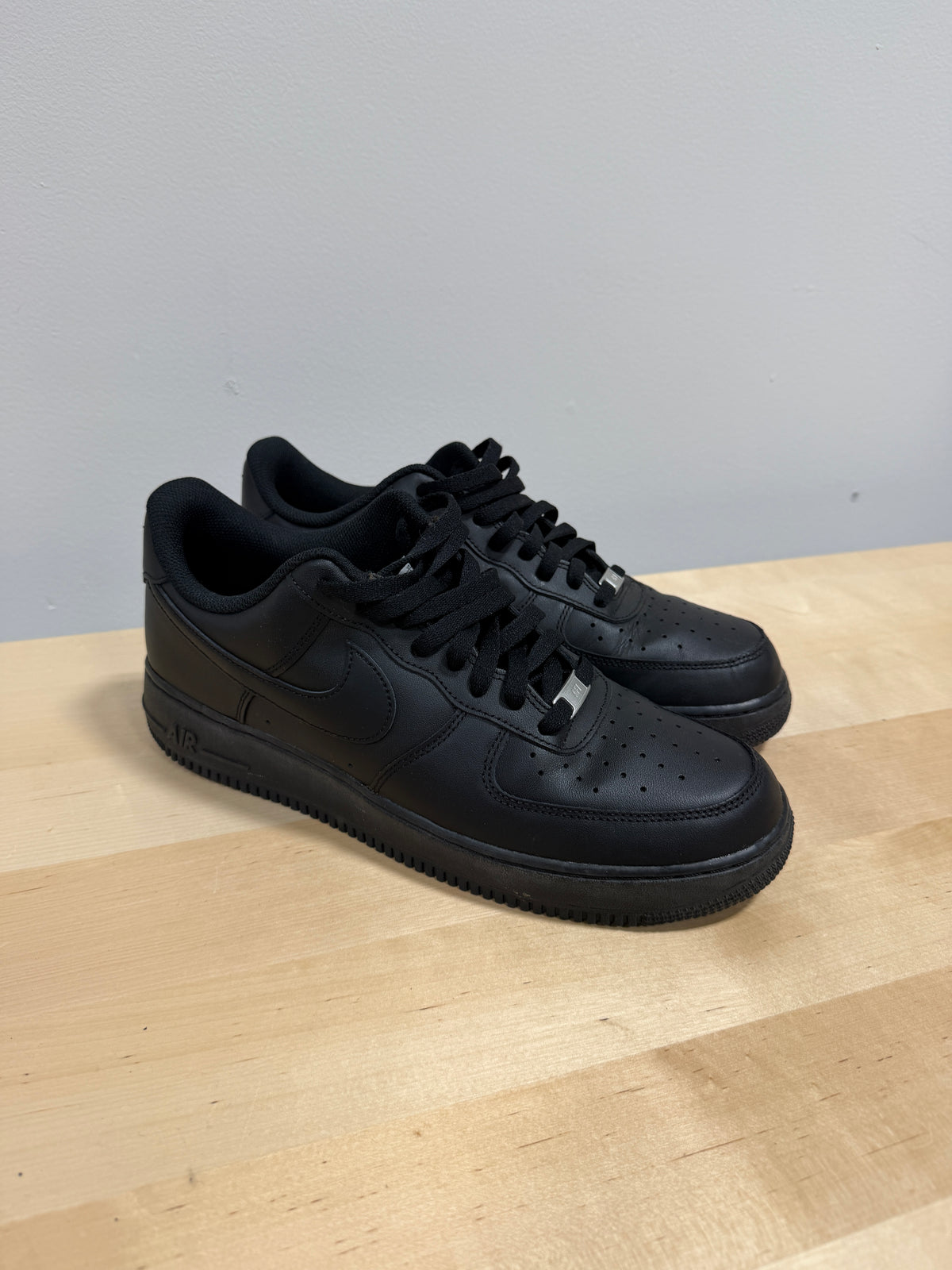 Nik Air Force 1 Black Size 12
