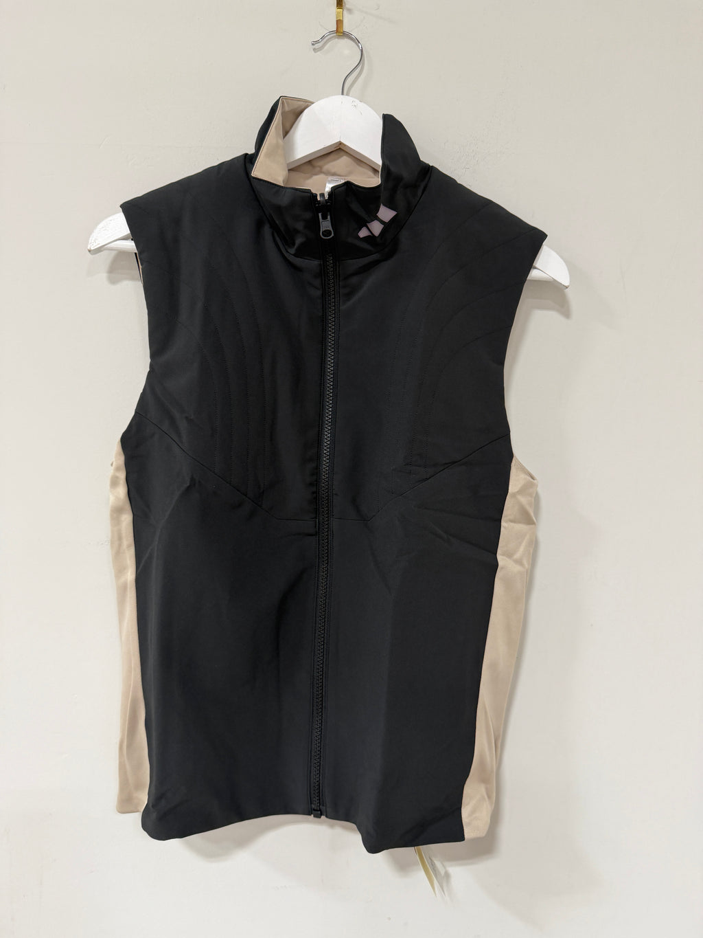 Adidas Tiro 23 Womens Winter Vest Sz Small Reversible grey/tan