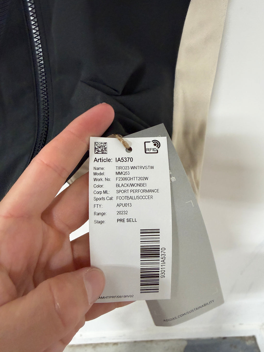 Adidas Tiro 23 Womens Winter Vest Sz Small Reversible grey/tan