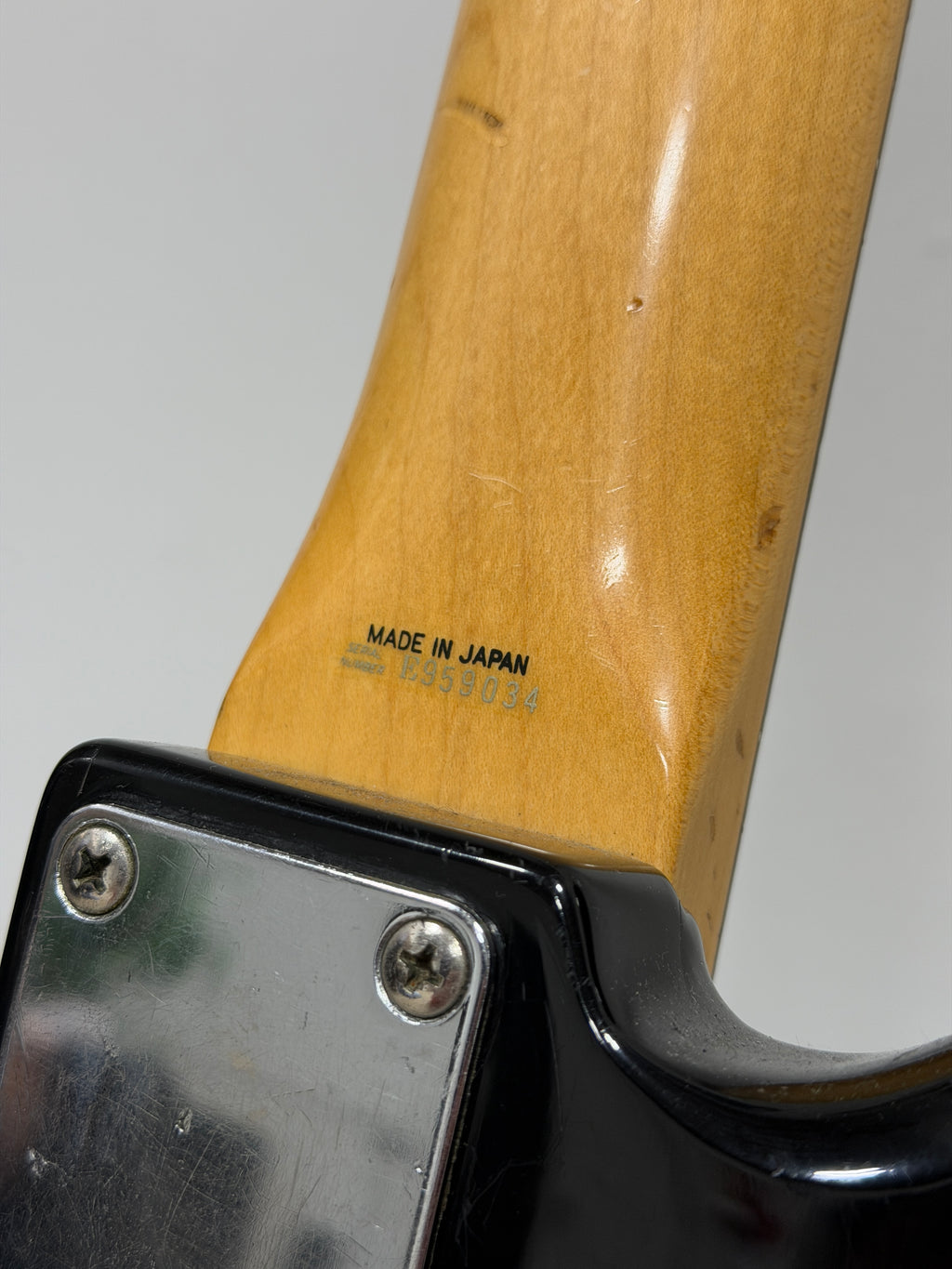 Late 1980s Fender Bass Made In Japan