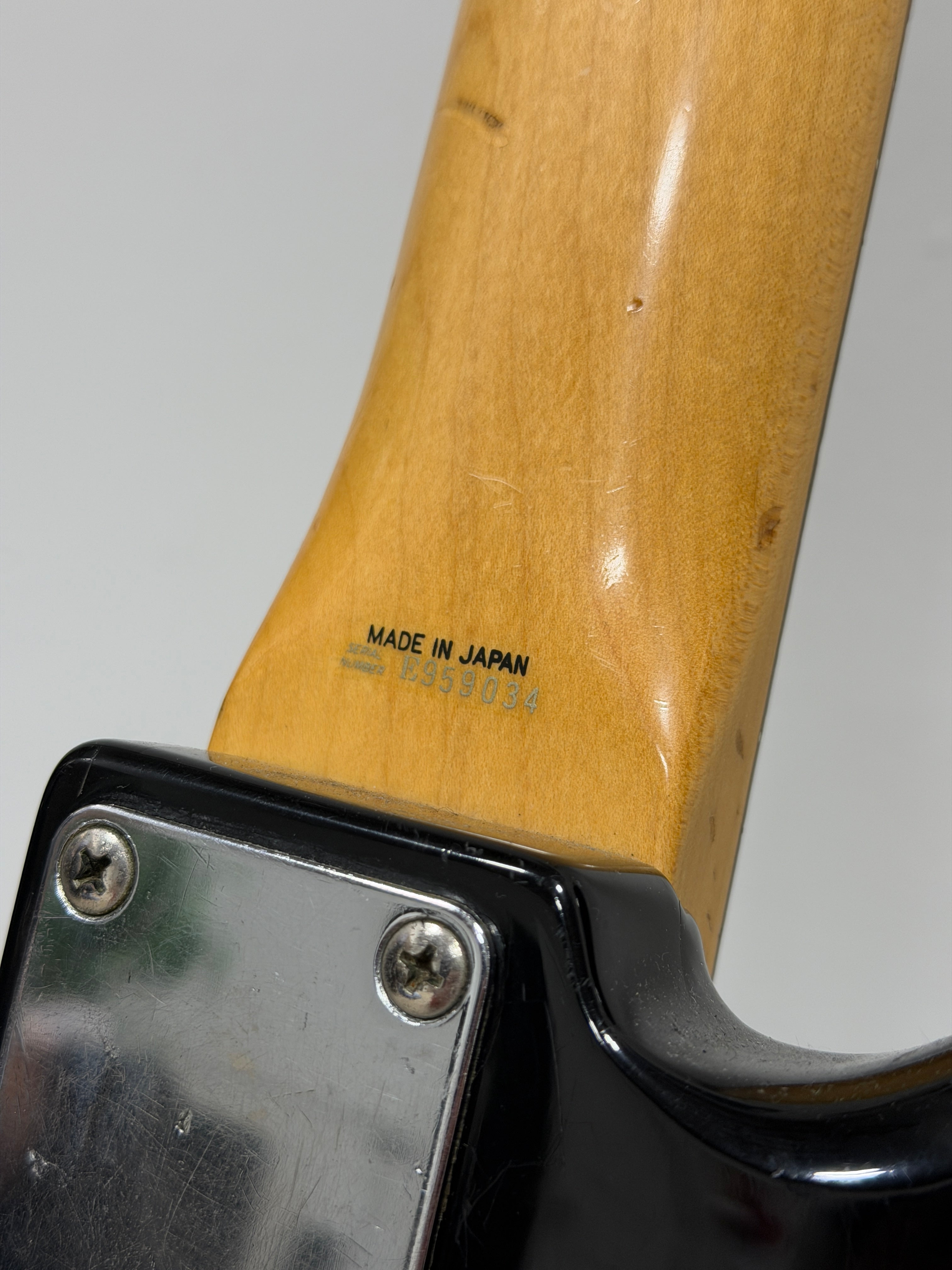 Late 1980s Fender Bass Made In Japan