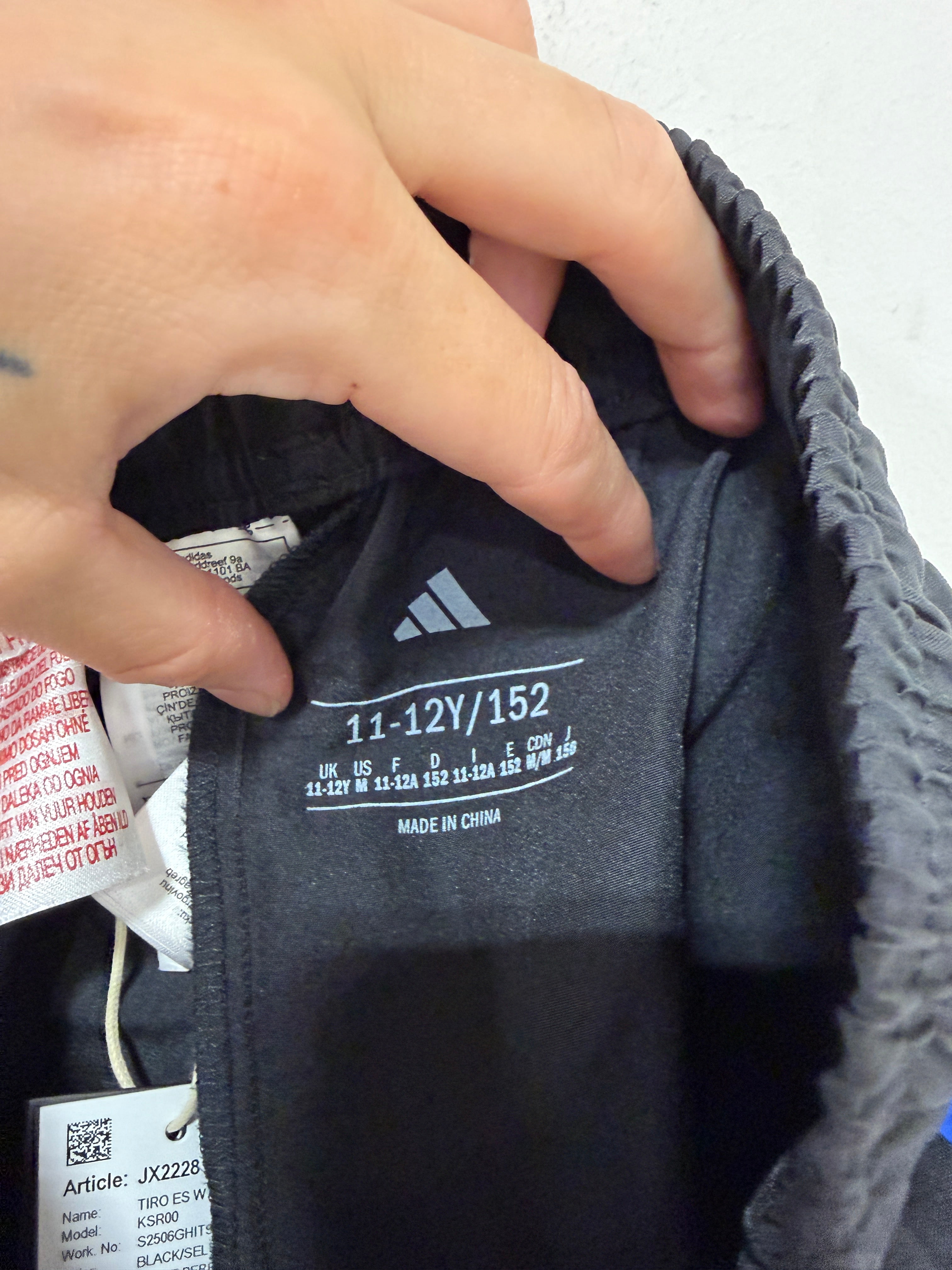 adidas Tiro 25 Essentials Woven Shorts Youth Size Medium