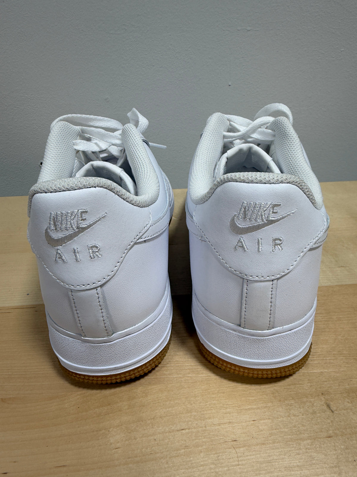 LIKE NEW  Nike Air Force 1 '07 "White Gum Light Brown" Sz 12