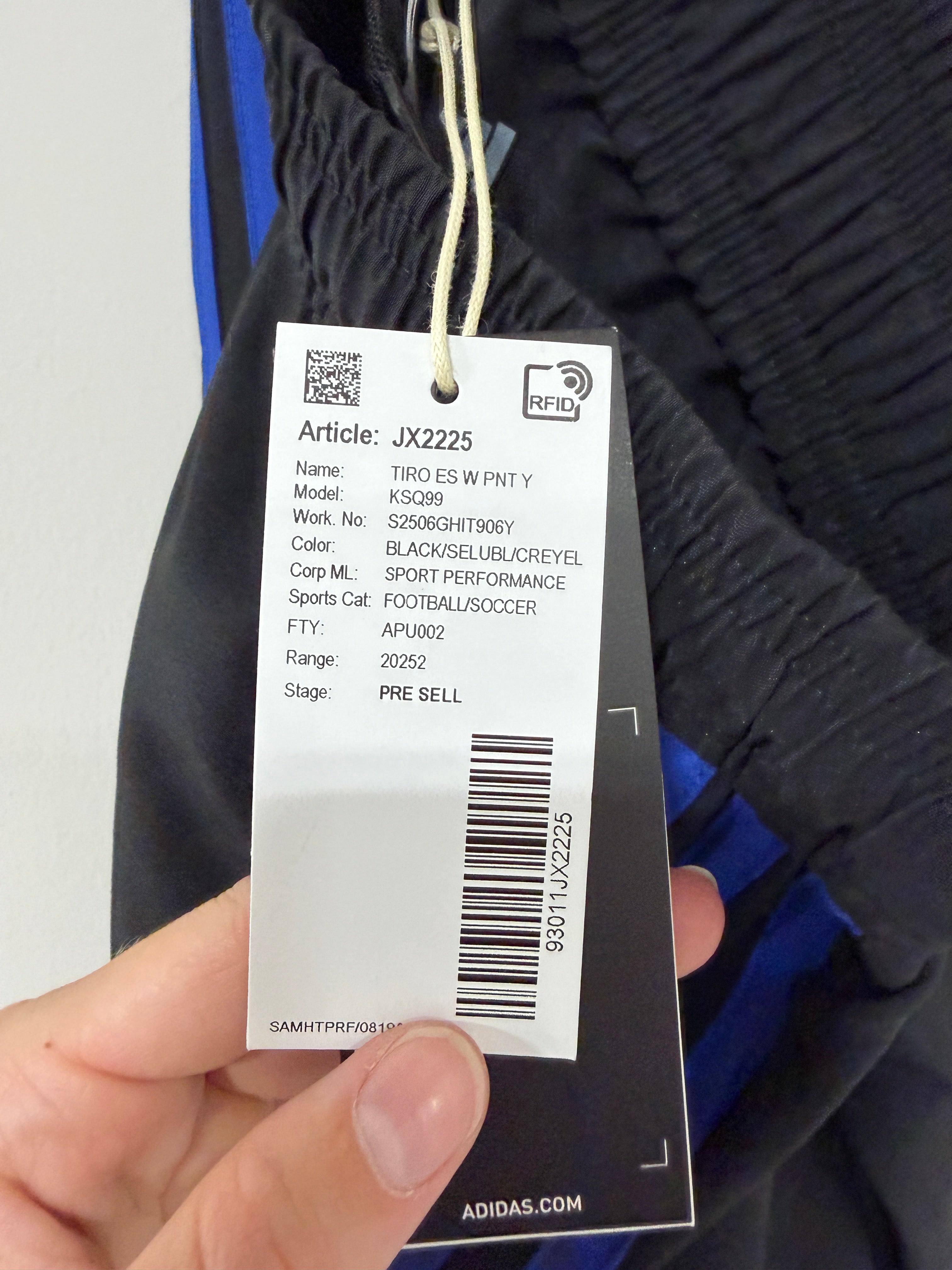 Adidas Tiro 25 Winterized Pant Sz youth Medium