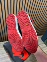 Load image into Gallery viewer, Nike Air Jordan 1 Mid Banned Bred Sz 12
