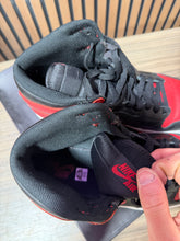 Load image into Gallery viewer, Nike Air Jordan 1 Mid Banned Bred Sz 12
