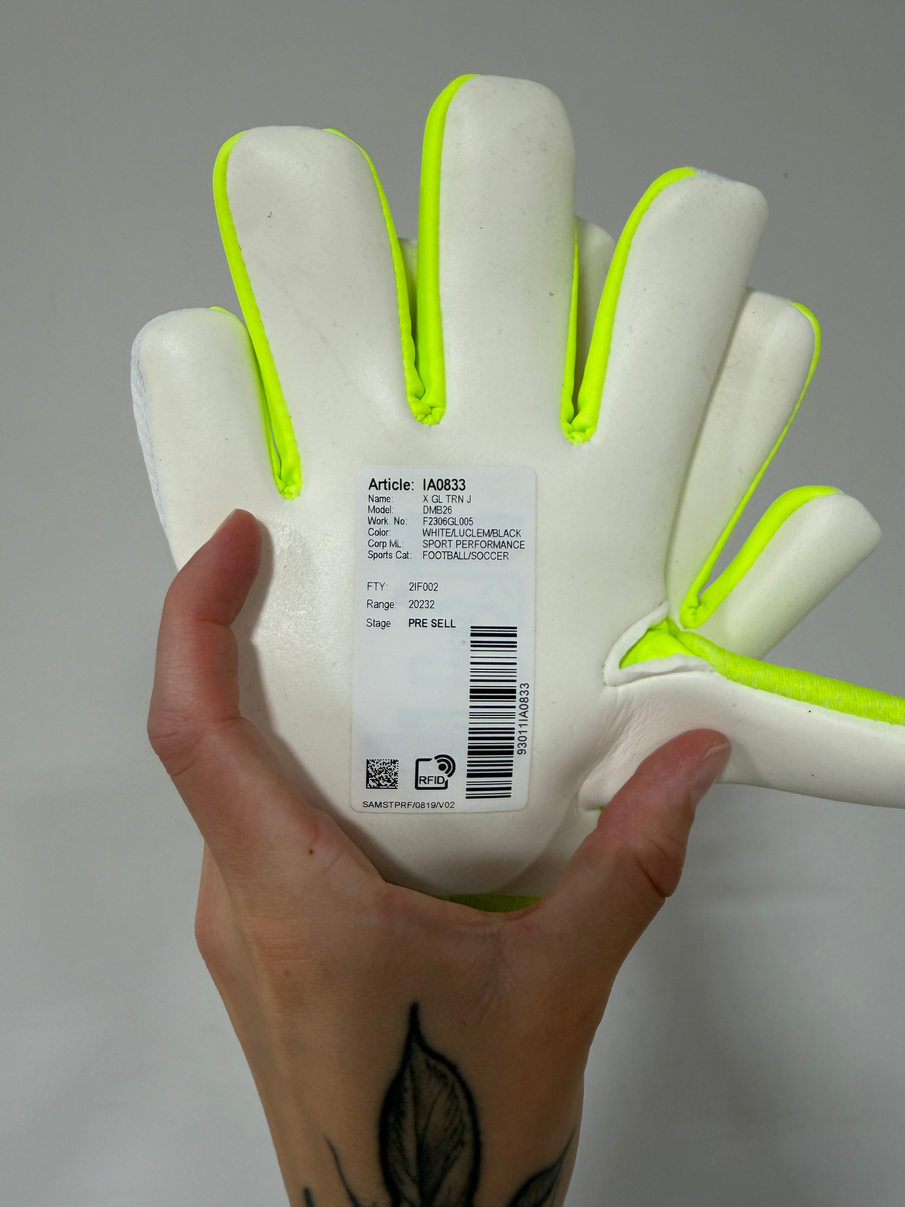Adidas X Training Youth Goalkeeper Gloves