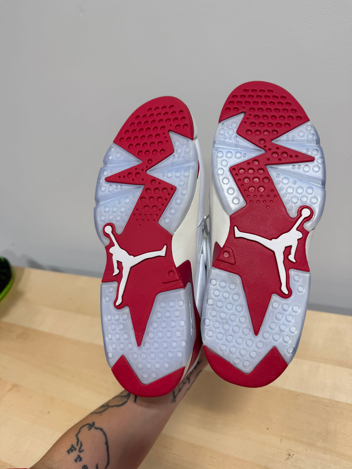 NEW Jordan Flight Club '91 'White Mystic Hibiscus' Sz 12.5